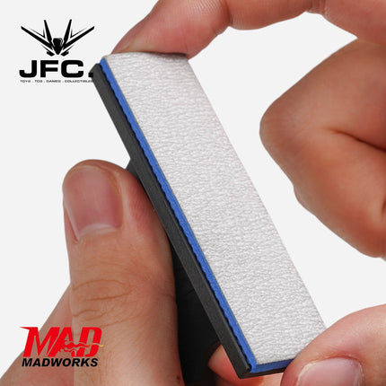 MT-49 ADHESIVE-FREE HANDHELD SANDING BOARD