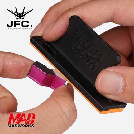 MT-49 ADHESIVE-FREE HANDHELD SANDING BOARD