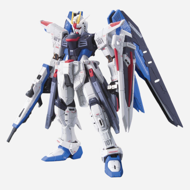 RG 1/144 FREEDOM GUNDAM
