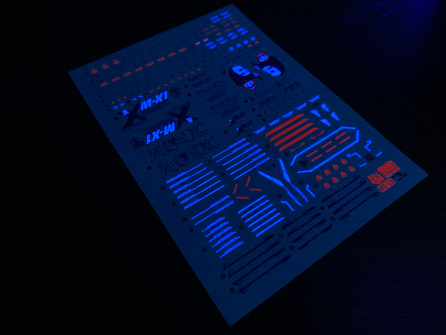 MG-69 | 1/100 CROSSBONE GUNDAM X-1 FULL CLOTH FLUORESCENT WATERSLIDE DECAL